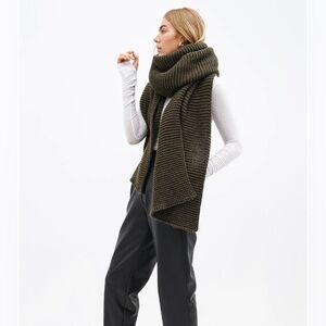 Anthropologie XL warm green scarf shawl